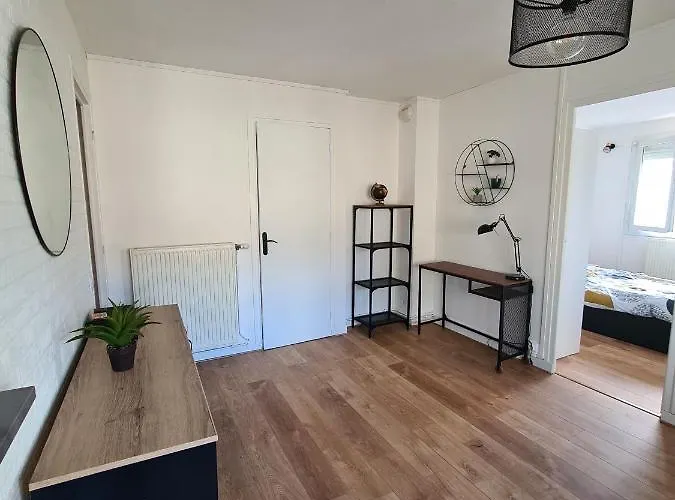 T2 Renove Avec Parking Gratuit Sur Place Daire Valence (Drome)